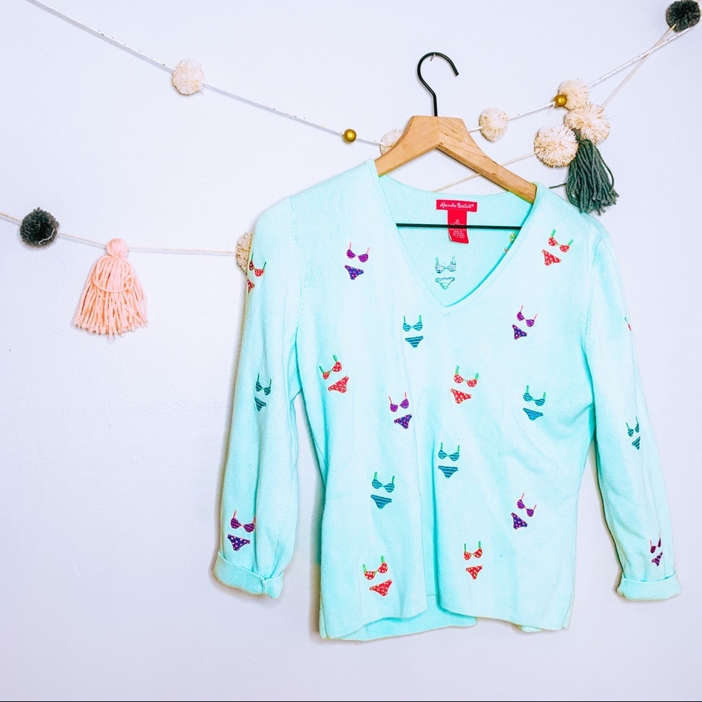 VINTAGE y2k ribbed bikini embroidered crop sweater